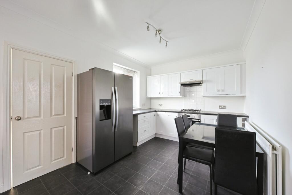 Main image of property: Colwall Avenue, Hull, HU5 5SR