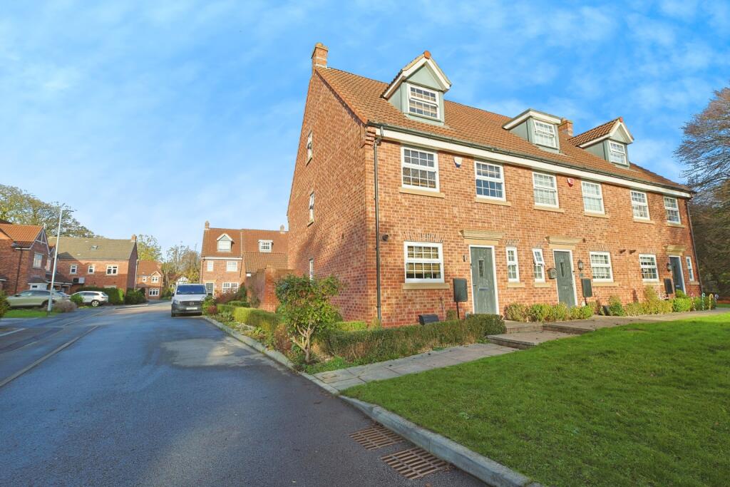 Main image of property: Cleminson Gardens, Cottingham, East Riding of Yorkshire, HU16 4RW