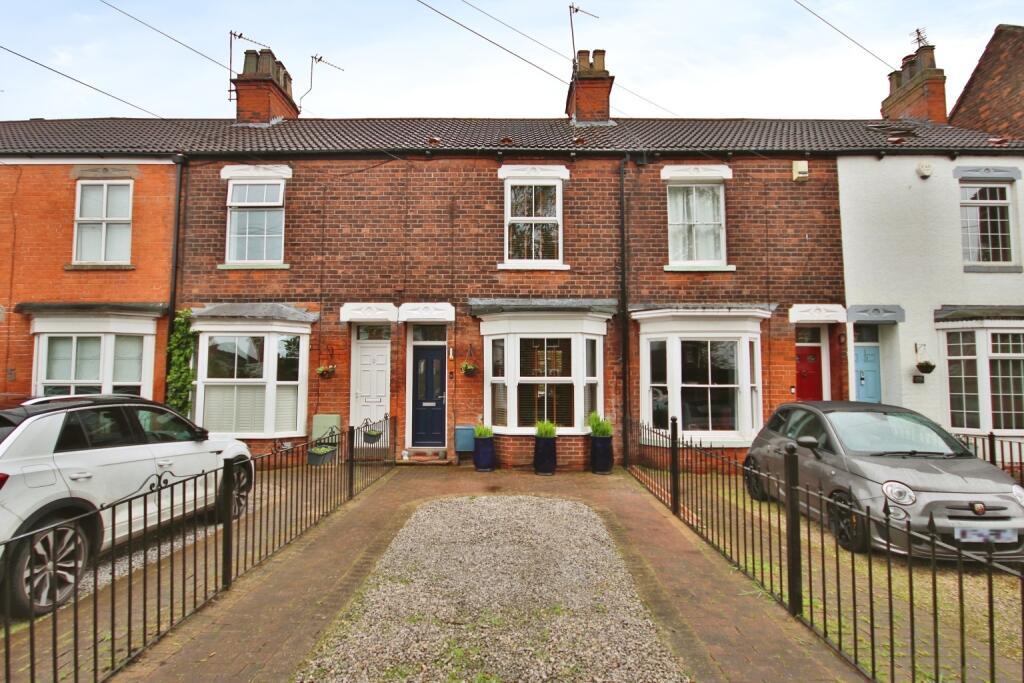 2 bedroom terraced house for sale in Lime Tree Avenue, SuttonOnHull