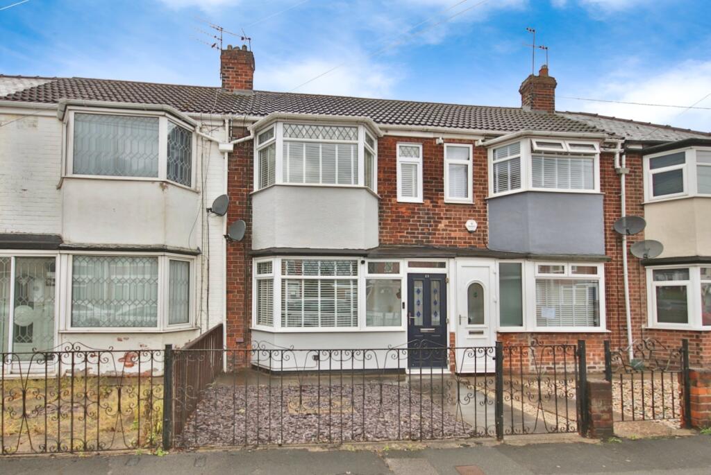 Main image of property: Lamorna Avenue, Hull, HU8 8HR