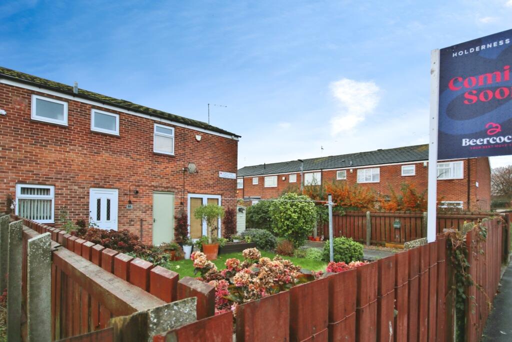 Main image of property: Topcliffe Garth, Bransholme, Hull, HU7 4SJ