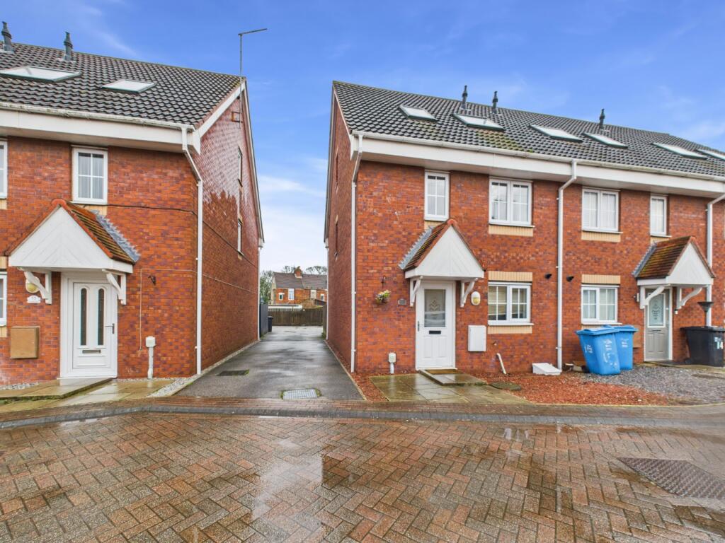 Main image of property: Acasta Way, Hull, HU9 5SE