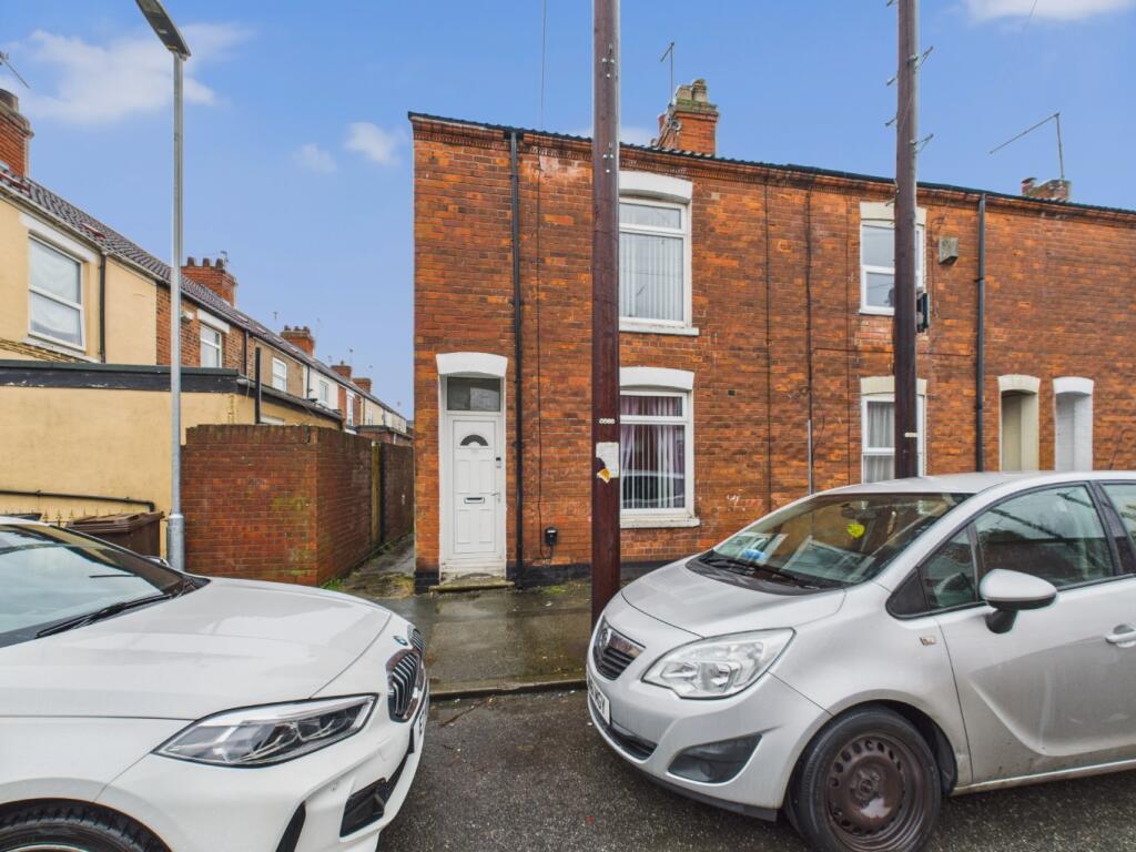Main image of property: Middleburg Street, Hull, HU9 2QW
