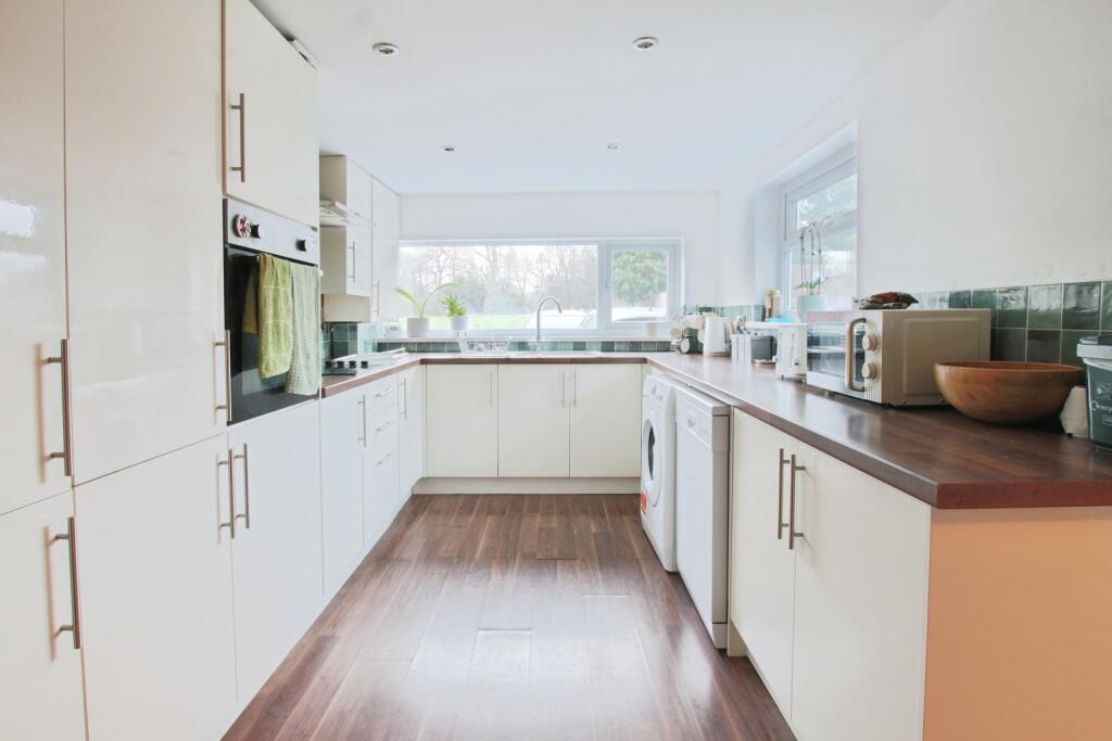 Main image of property: Sutton House Road, Hull,HU8 0NJ