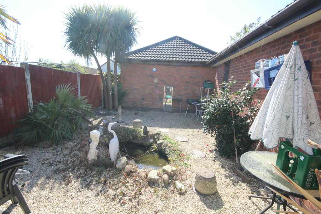 3 bedroom semidetached house for sale in Rhosrobin Road, New Rhosrobin