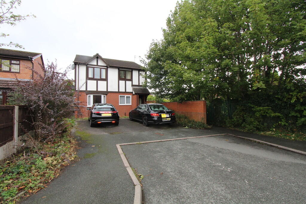 Main image of property: Pen Y Graig, Hill Street