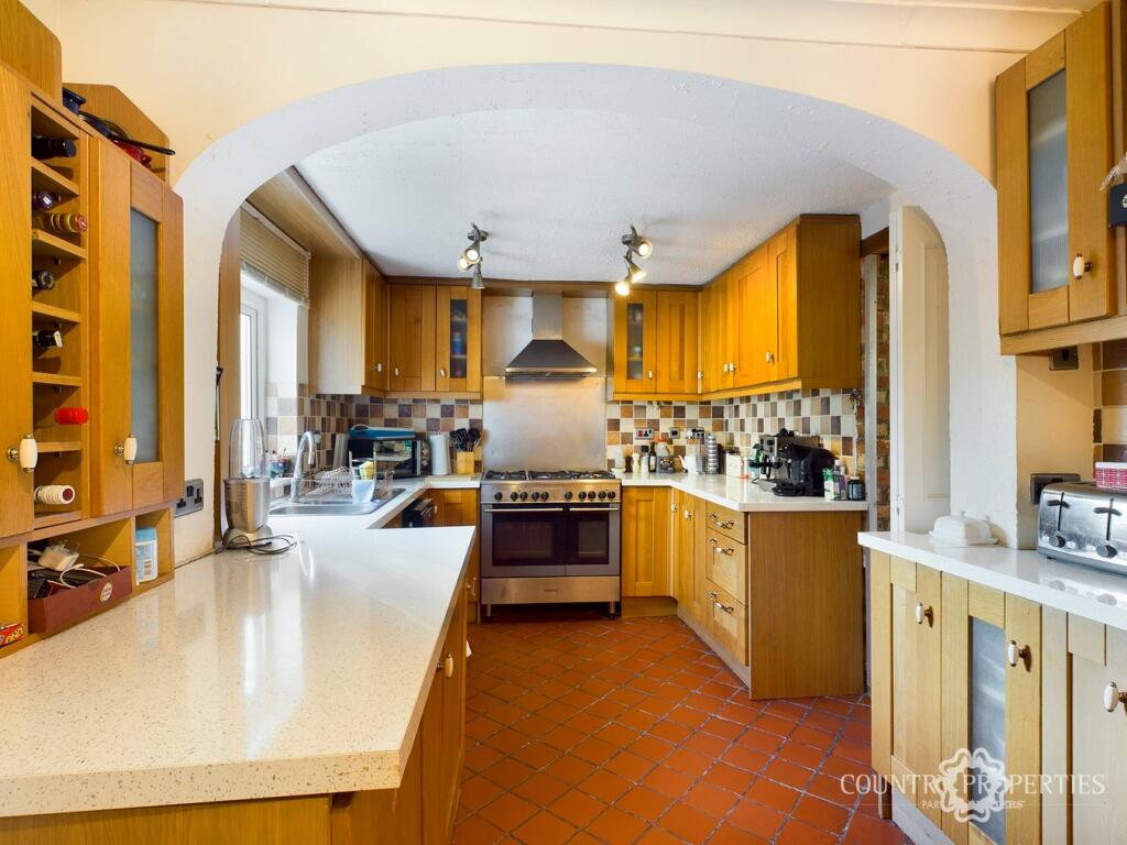 Additional property image - Great North Road, Welwyn Garden City, AL8