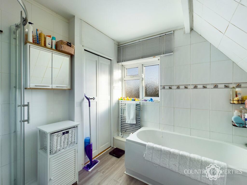 Additional property image - Great North Road, Welwyn Garden City, AL8
