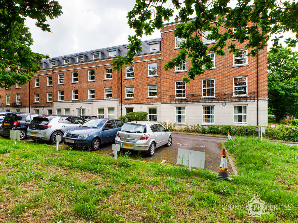 Additional property image - College Way, Welwyn Garden City, AL8
