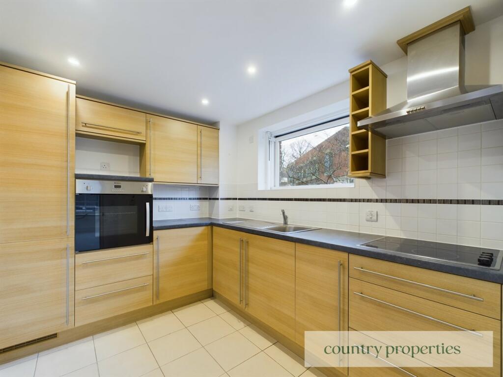 Additional property image - College Way, Welwyn Garden City, AL8