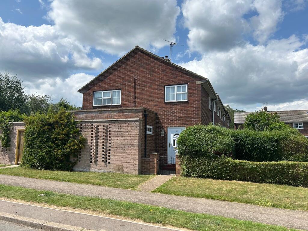 Main image of property: Ingles, Welwyn Garden City, AL8