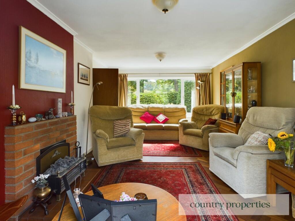 Additional property image - Knightsfield, Welwyn Garden City, AL8