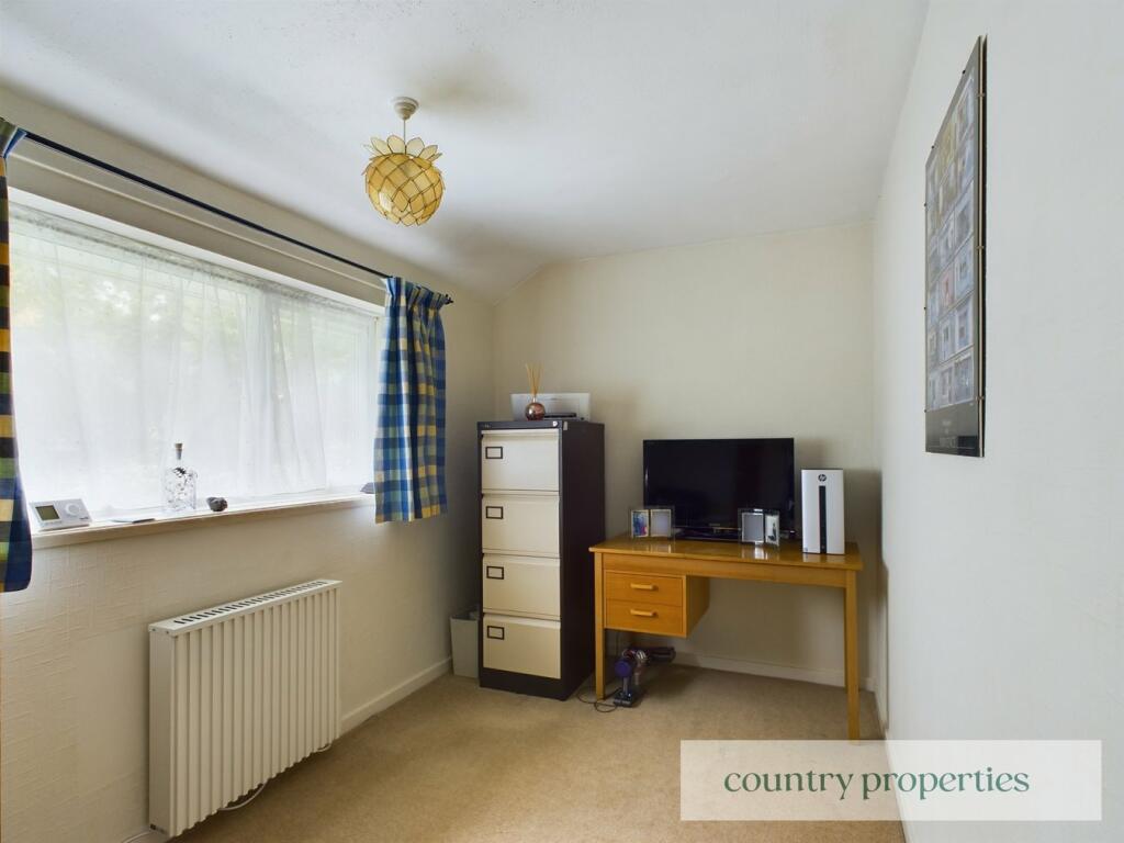Additional property image - Knightsfield, Welwyn Garden City, AL8