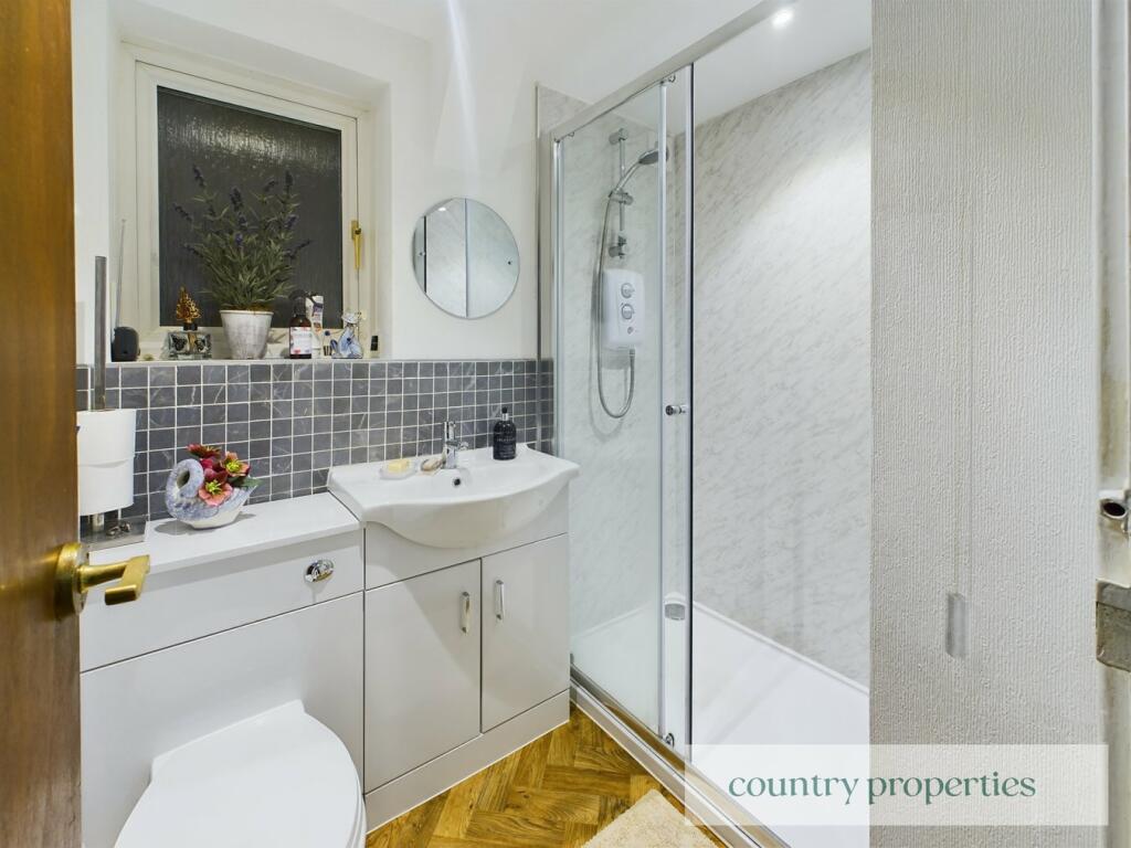 Additional property image - Knightsfield, Welwyn Garden City, AL8