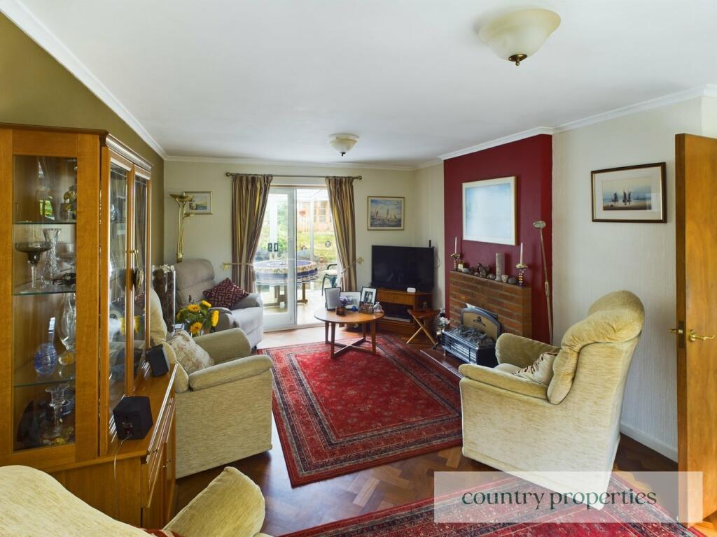 Additional property image - Knightsfield, Welwyn Garden City, AL8