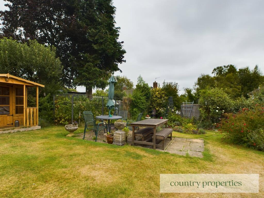 Additional property image - Knightsfield, Welwyn Garden City, AL8