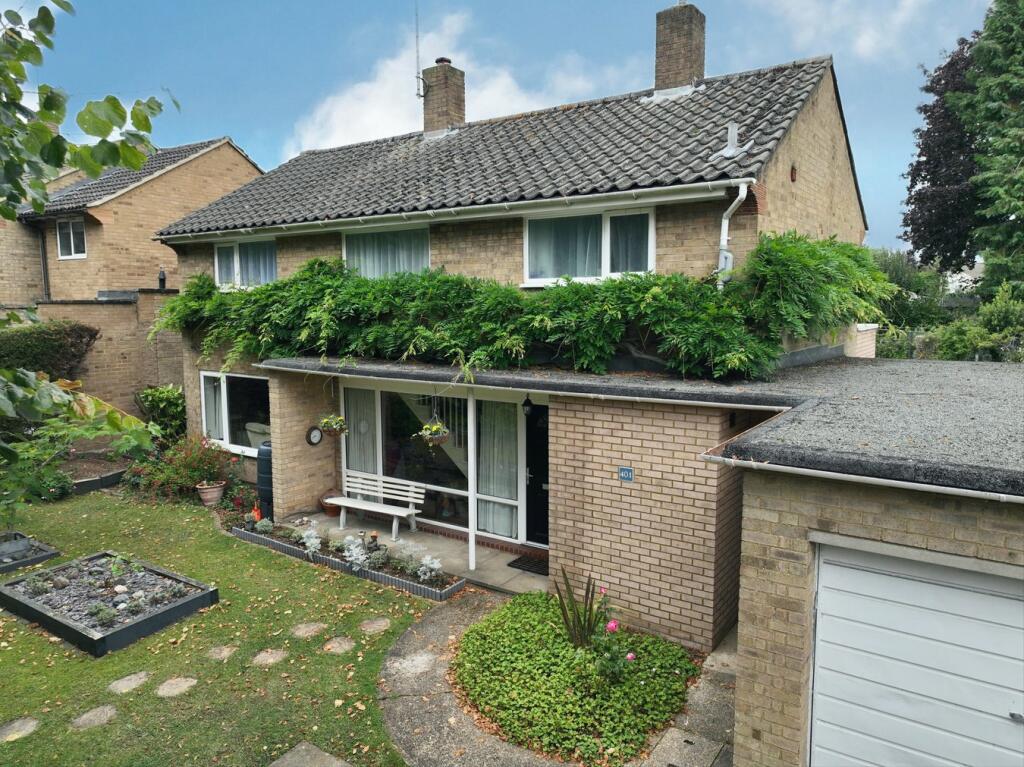 Additional property image - Knightsfield, Welwyn Garden City, AL8