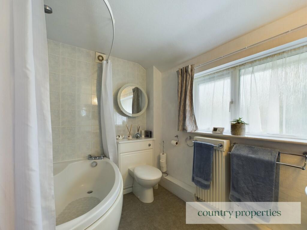 Additional property image - Knightsfield, Welwyn Garden City, AL8