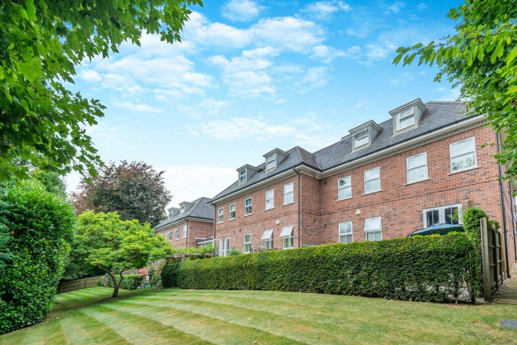 Additional property image - Wendover Lodge, Church Street, WELWYN, AL6