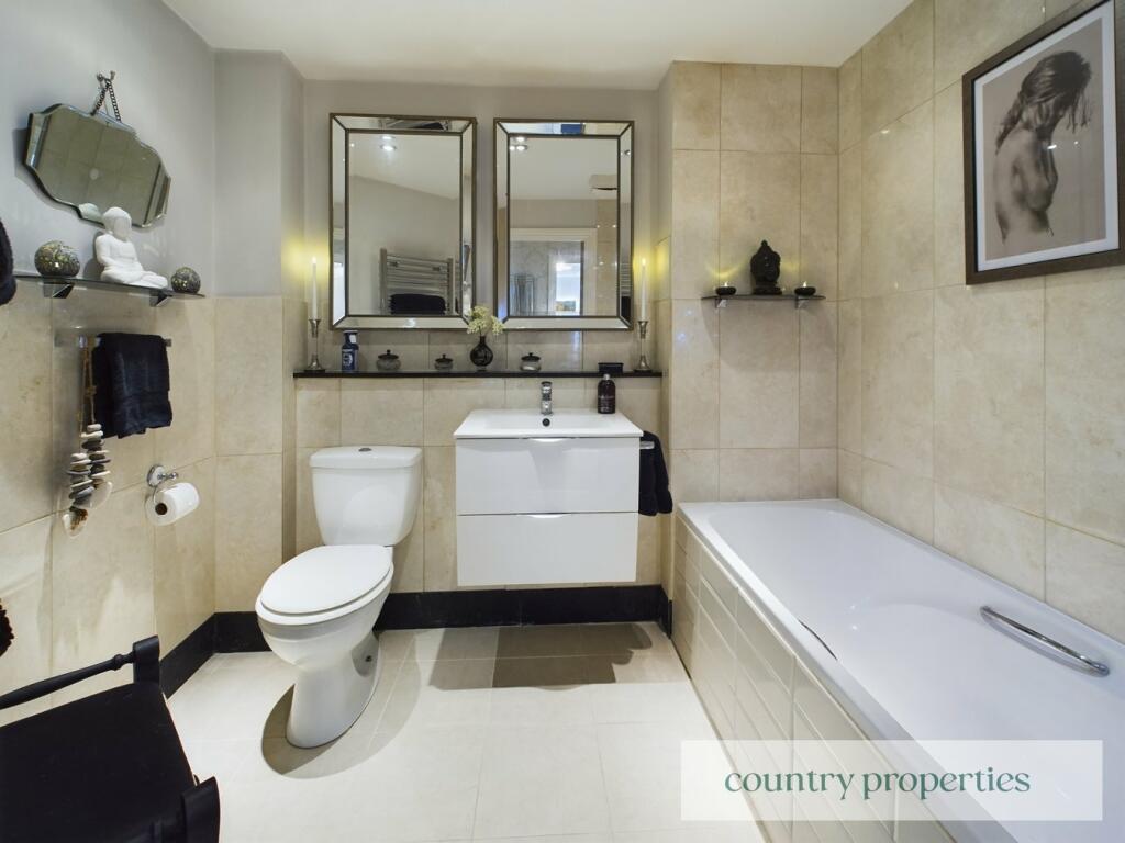 Additional property image - Wendover Lodge, Church Street, WELWYN, AL6