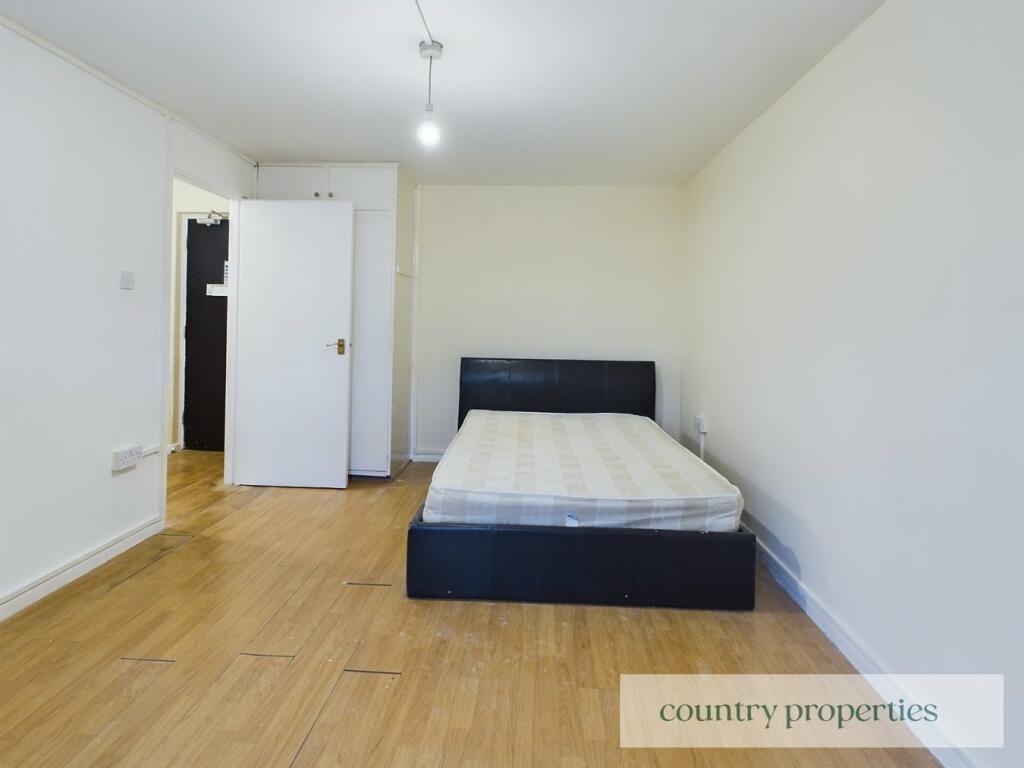 Additional property image - Boundary Lane, Welwyn Garden City, AL7