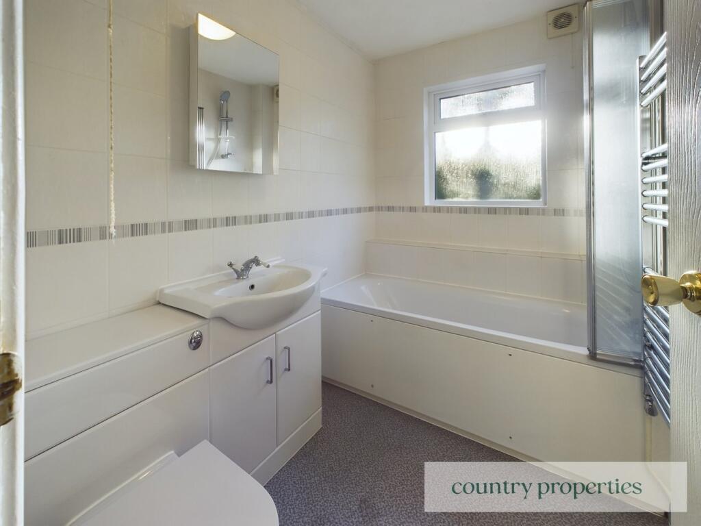Additional property image - Ramblers Way, Welwyn Garden City, AL7