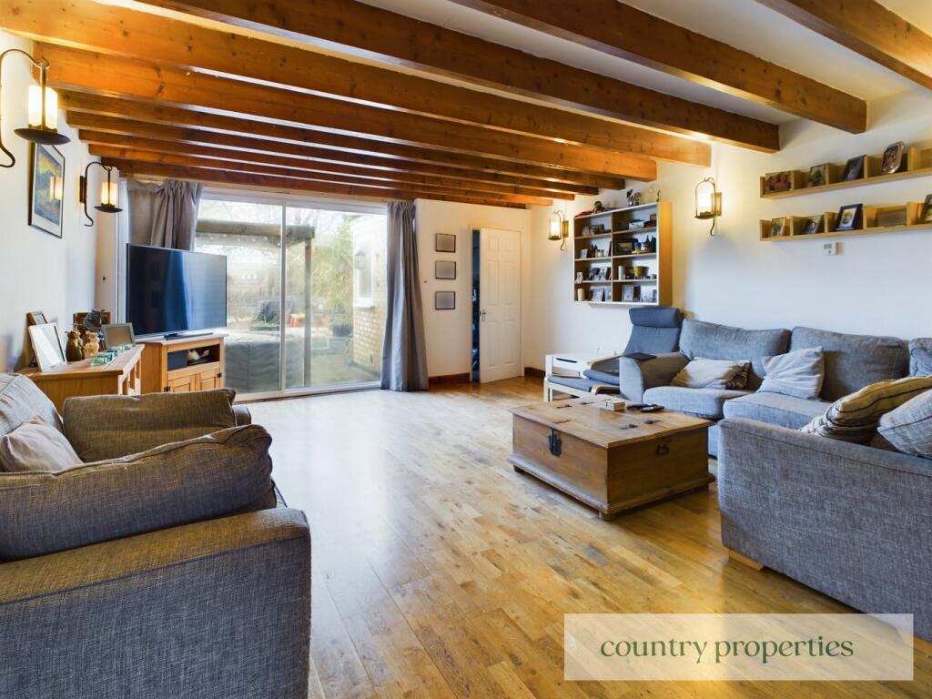 Additional property image - Wren Wood, Welwyn Garden City, AL7