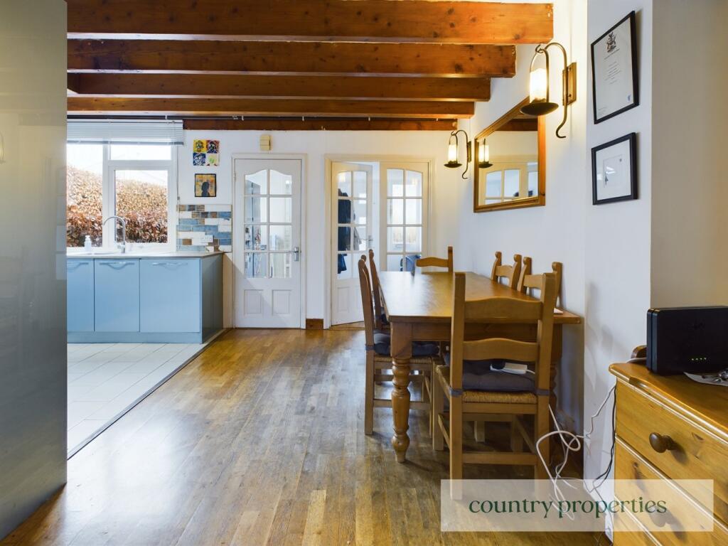 Additional property image - Wren Wood, Welwyn Garden City, AL7