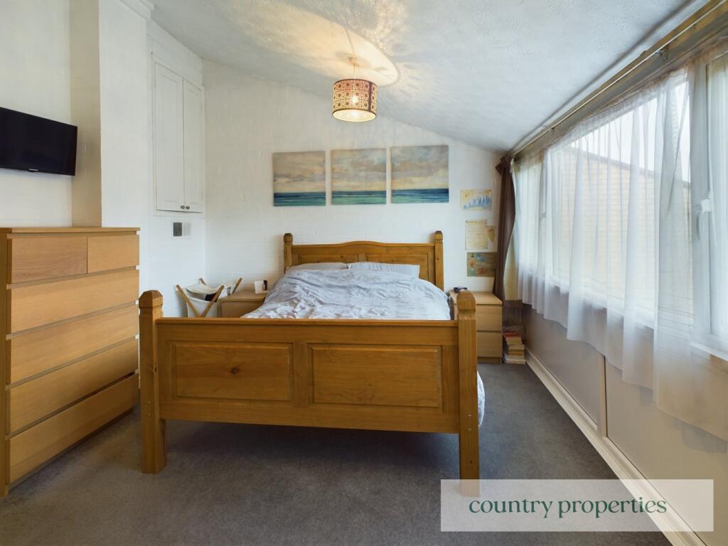 Additional property image - Wren Wood, Welwyn Garden City, AL7