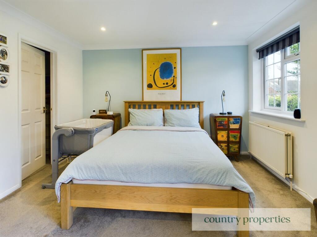 Additional property image - The Shaws, Welwyn Garden City, AL7
