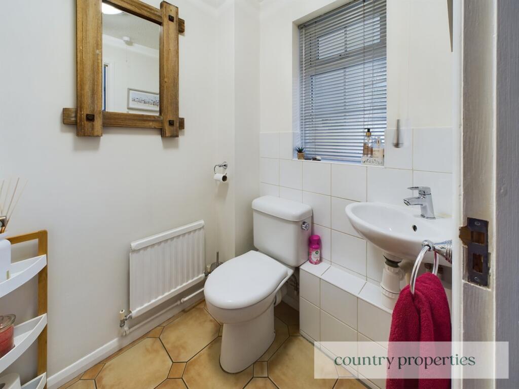 Additional property image - The Shaws, Welwyn Garden City, AL7