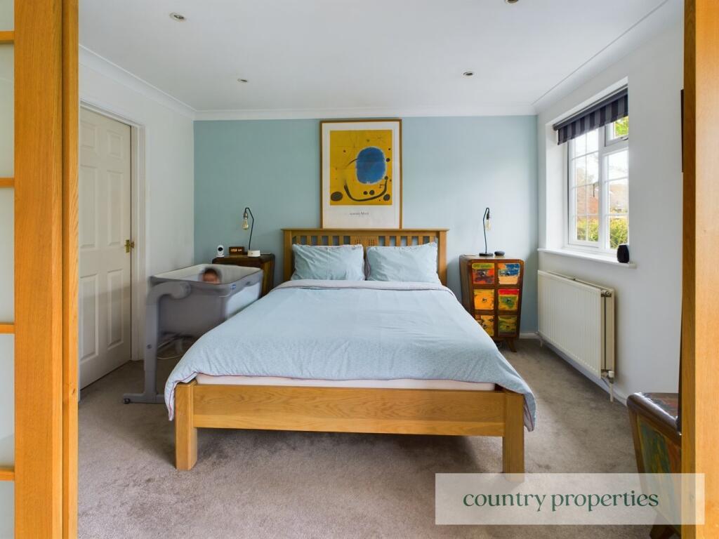 Additional property image - The Shaws, Welwyn Garden City, AL7
