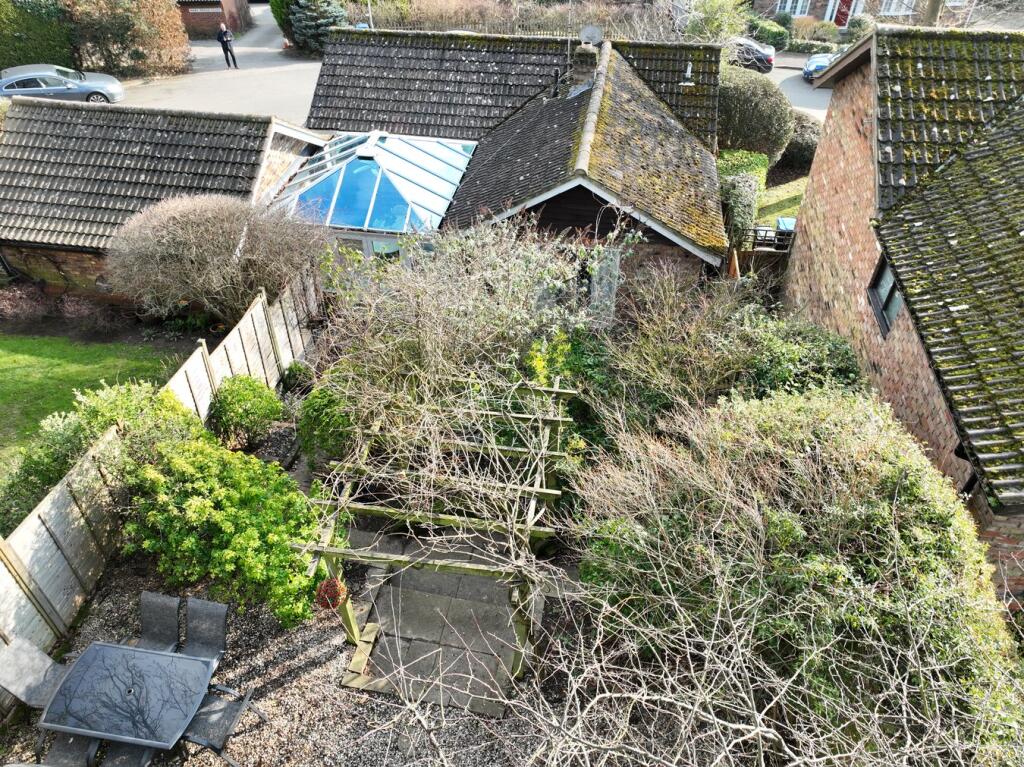 Additional property image - Oak Piece, Welwyn, AL6