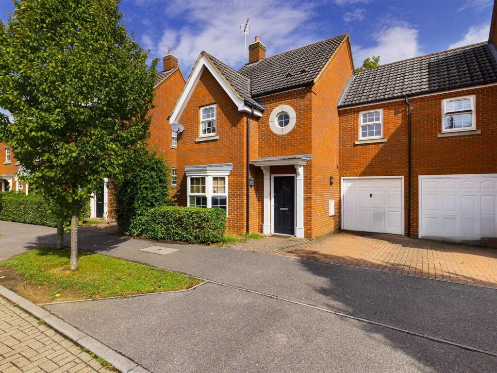Main image of property: Langstone Ley, Welwyn Garden City, AL7