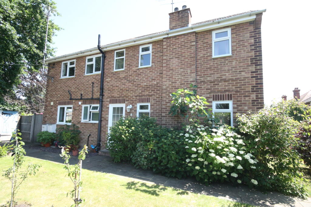 Main image of property: High Street, Horsell, Woking