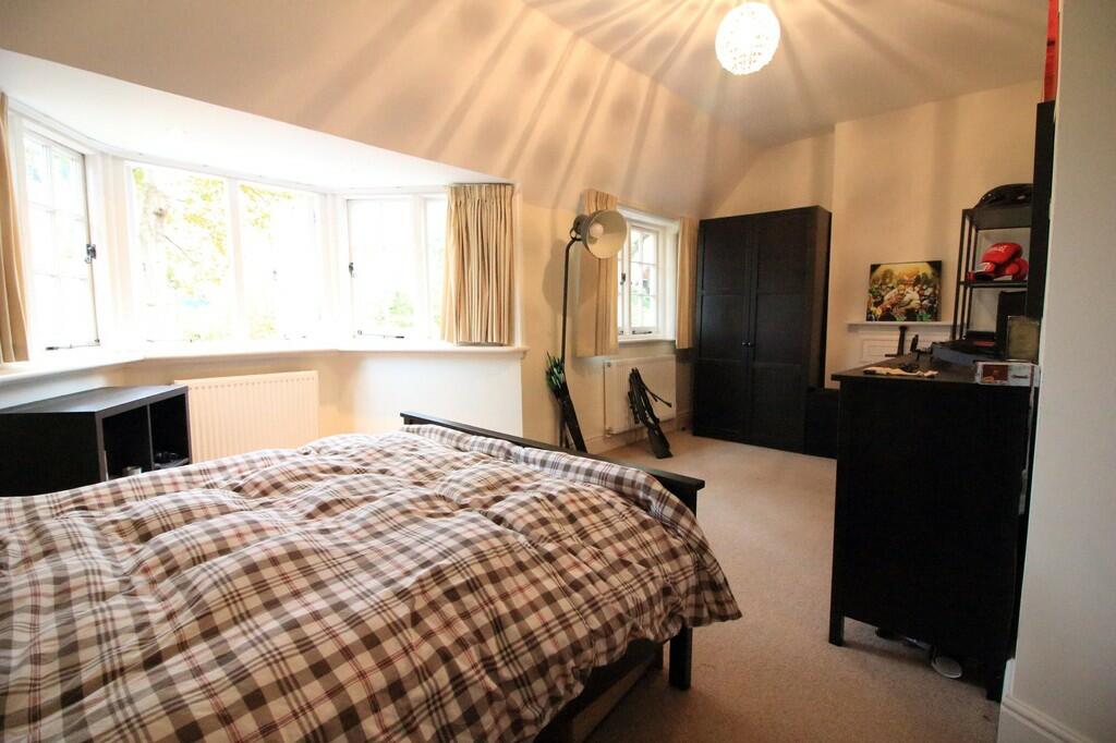 Additional property image - Wootton, New Forest