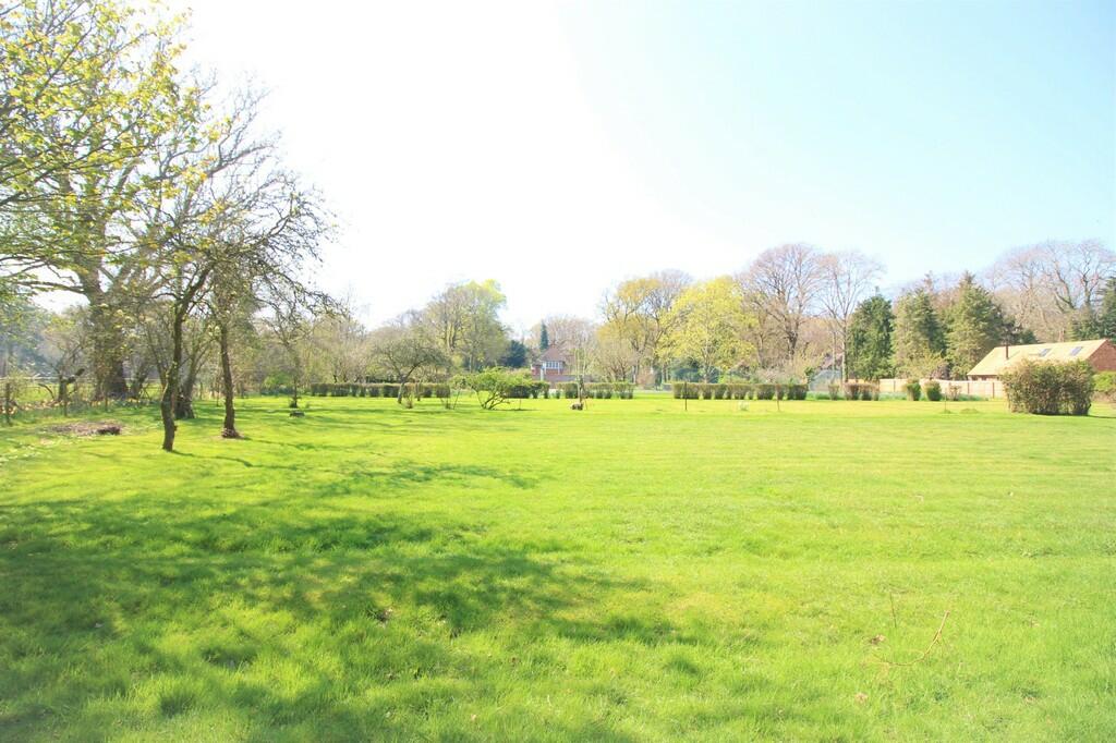 Additional property image - Wootton, New Forest