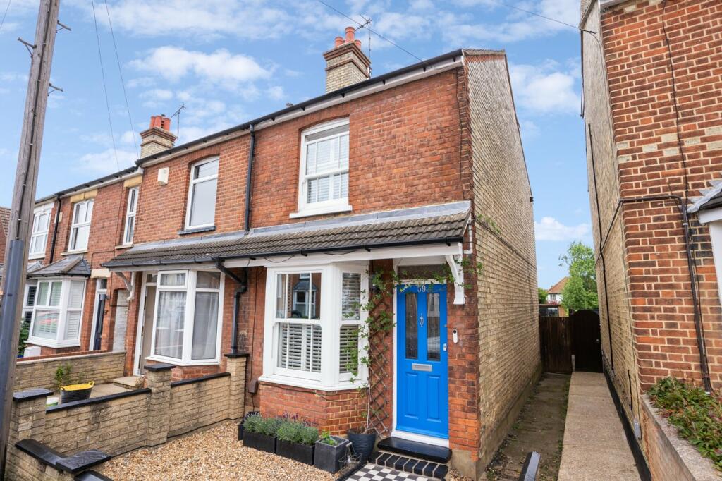 3 bedroom end of terrace house for sale in Brampton Park Road, Hitchin, SG5