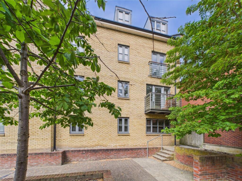 Main image of property: Coopers Yard, Hitchin, SG5