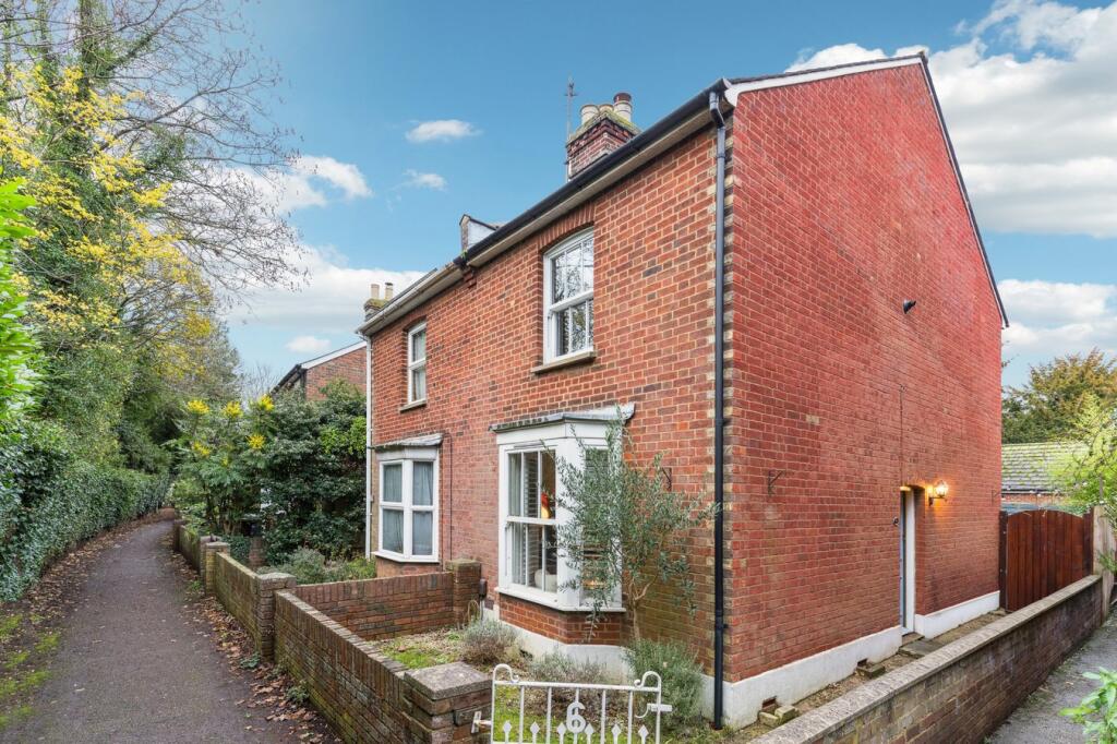 Main image of property: St Johns Path, Hitchin, SG4