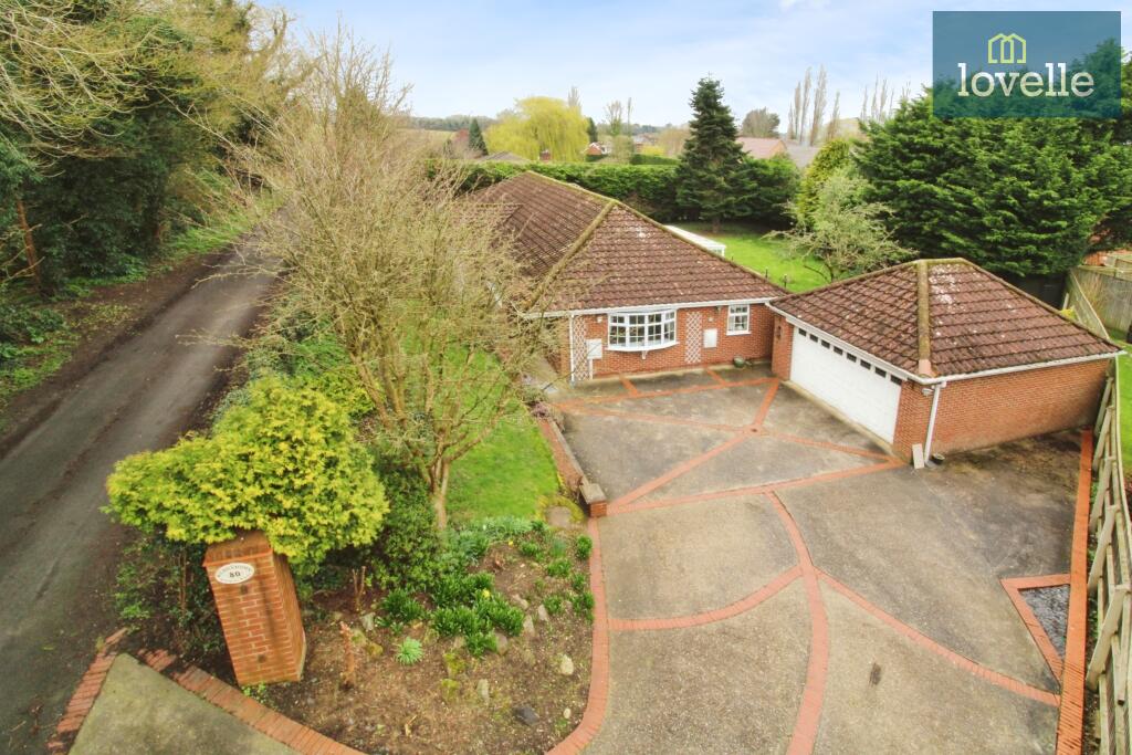 4 bedroom detached bungalow for sale in Cooper Lane, Laceby, DN37