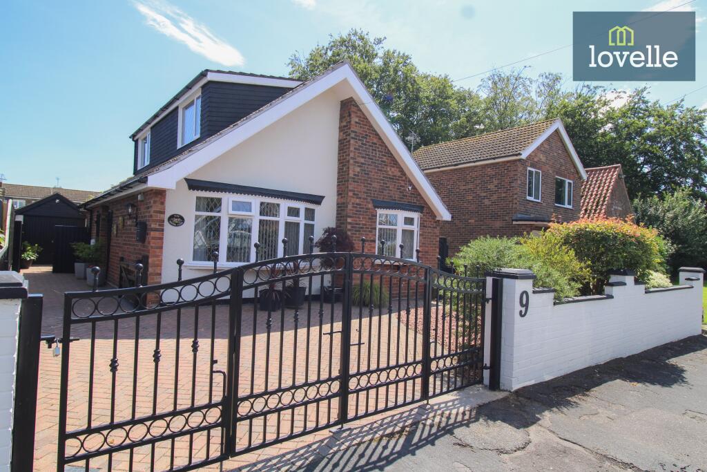 4 bedroom detached house