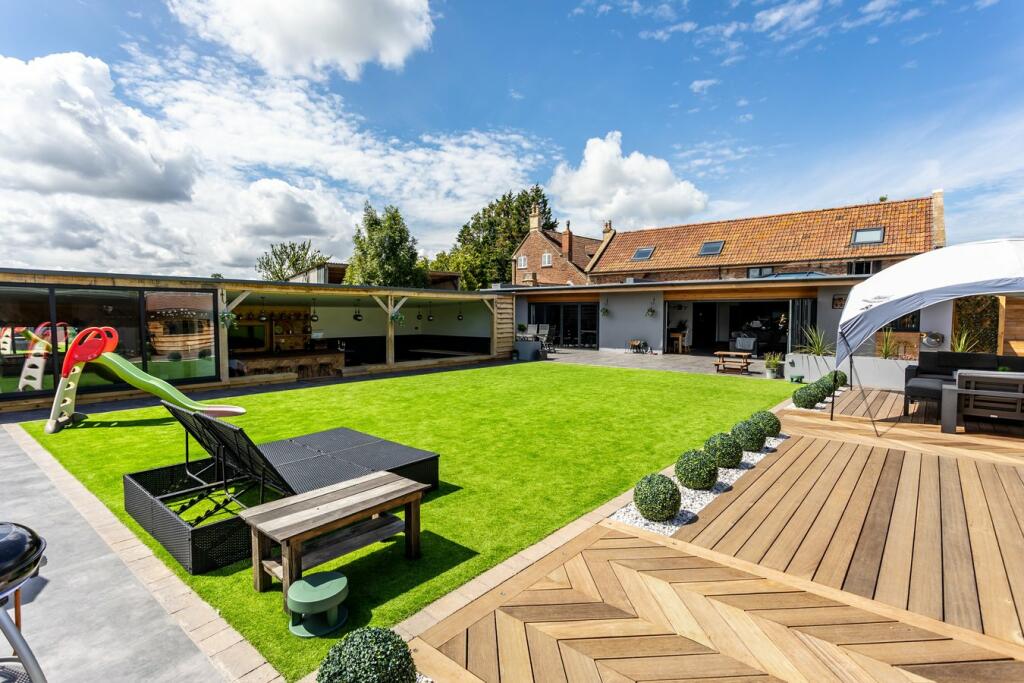 4 bedroom barn conversion for sale in Wotton Road, Iron Acton, BS37
