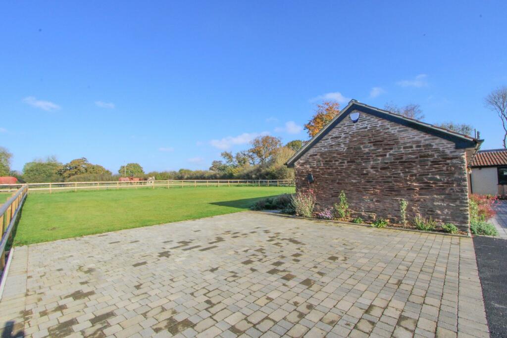 Additional property image - Mayshill, Frampton Cotterell, BS36