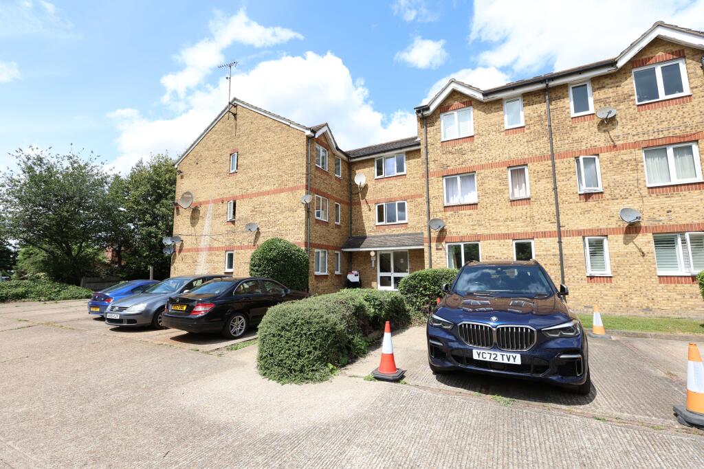 Main image of property: Parsonage Road, Grays 