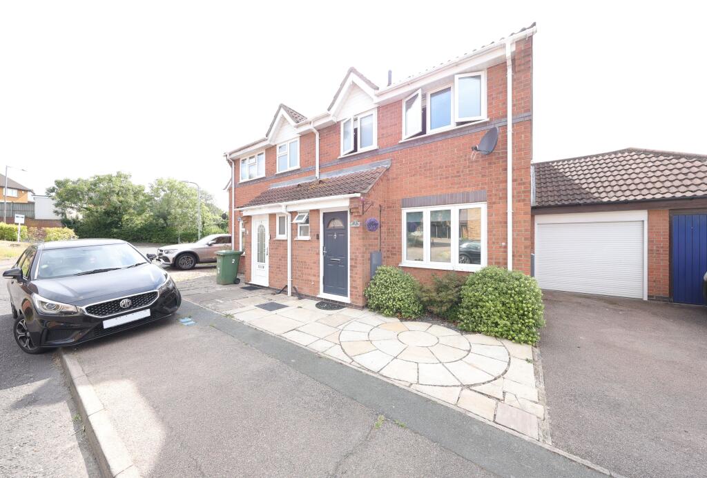 Main image of property: Caravel Close, Chafford Hundred