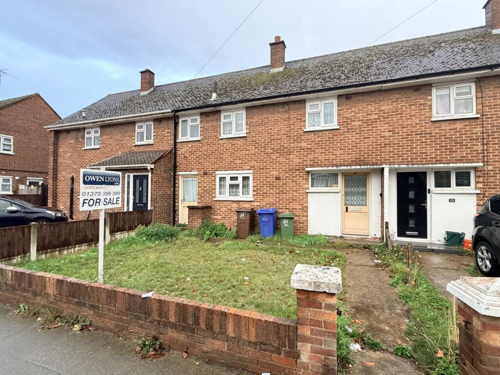 Main image of property: Fairway, Stifford Clays, Grays, Essex, RM16 2AJ