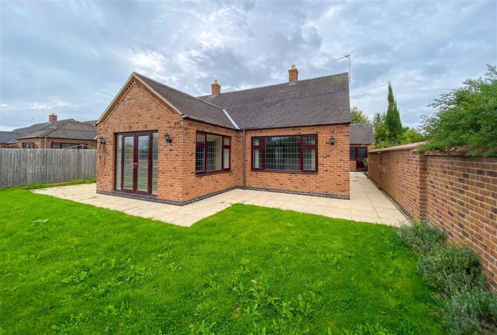 3 bedroom detached bungalow for sale in Brooker Close, Barrow Upon Soar