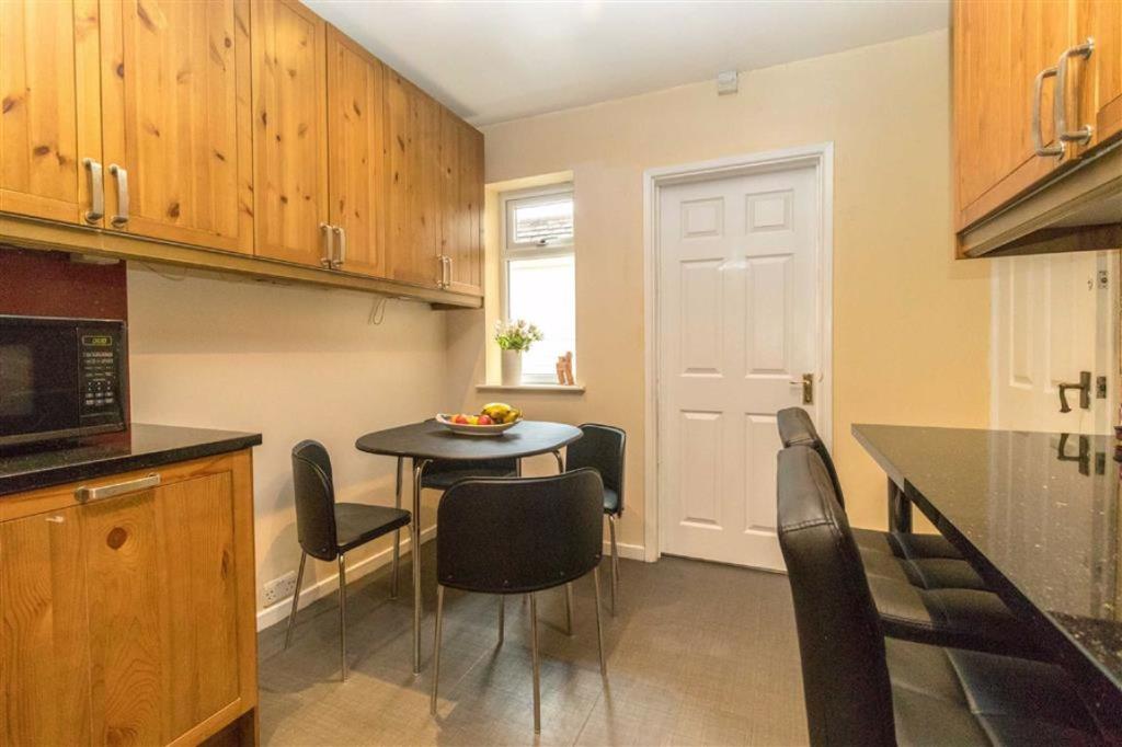 3 bedroom detached house for sale in Lyngate Avenue, Birstall, LE4 , LE4