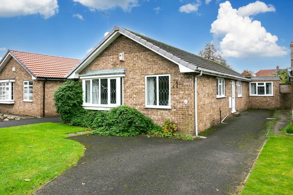 4 bedroom detached bungalow for sale in Tostig Close, Stamford Bridge